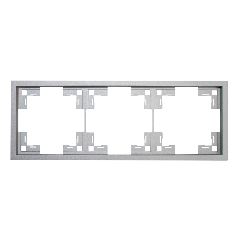 Рамка тримісна універсальна Quadrant, матовий алюміній